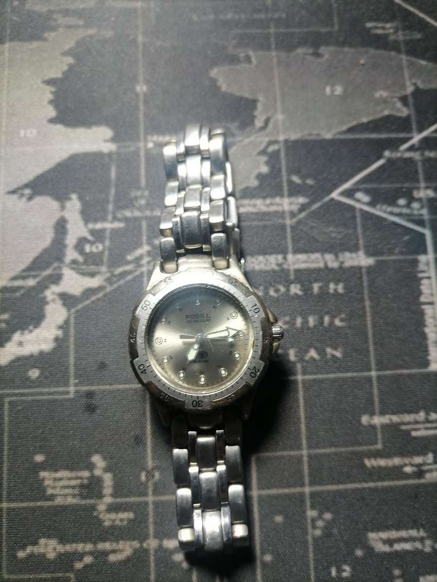 *FOSSIL BLUE WATCH*UNISEX*BATTERY NEEDS REPLACE**