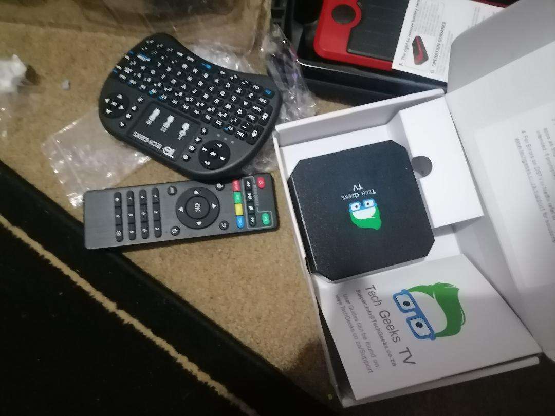 *BULK LOT OF FAULTY  ELECTRONICS*