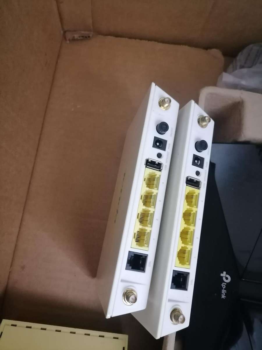 *BULK LOT OF FAULTY  ELECTRONICS*