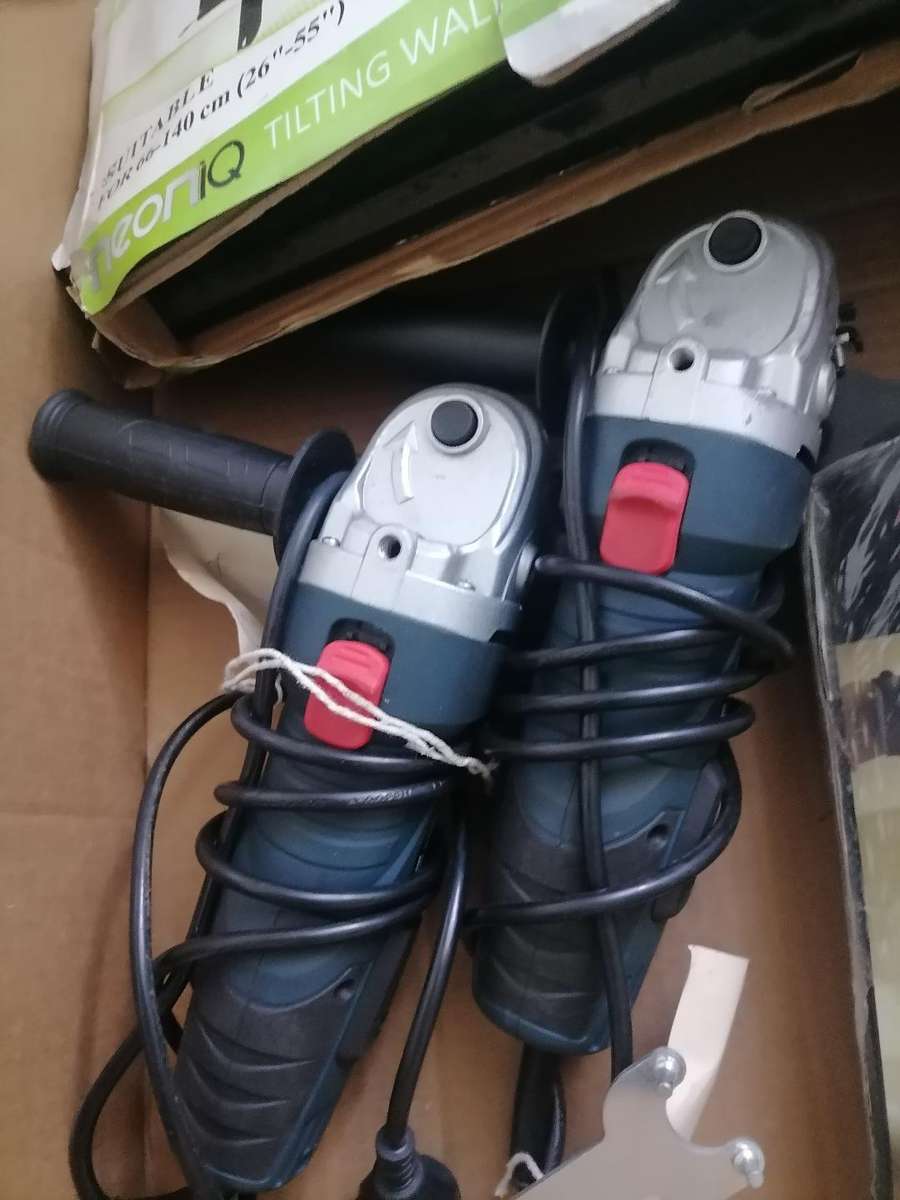 *BULK LOT*2 X DEFECTIVE GRINDERS*TV BRACKET+NEW WALL SPACE SYSTEM*ONE BID FOR LOT*