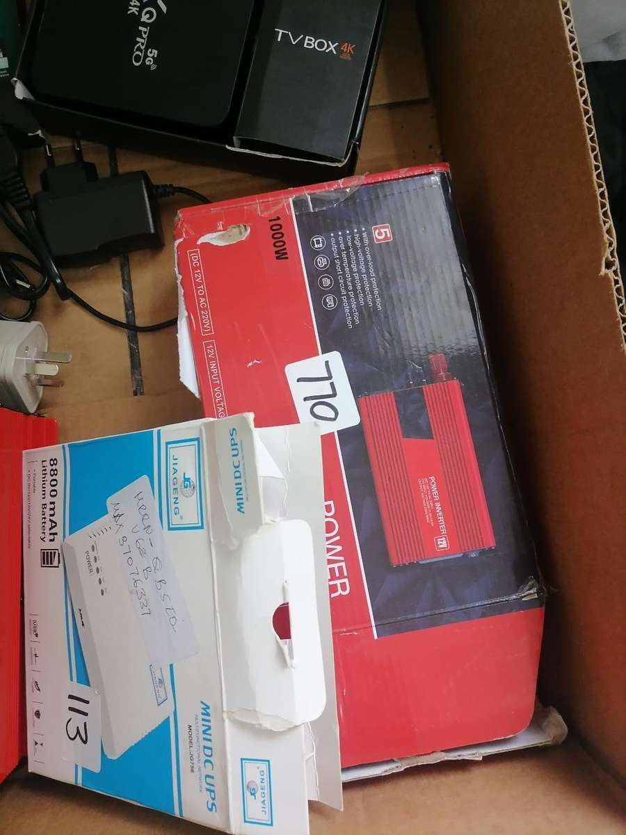 Bulk lot of faulty electronics - one bid for the lot as per pics