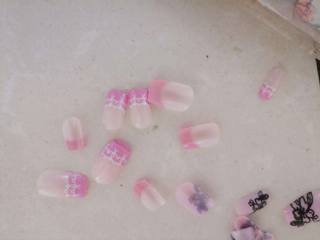 LOT OF OVER 400 X NAIL ART SETS*PACKAGING DAMAGED IN WARHOUSE*PRODUCT STILL 100S*