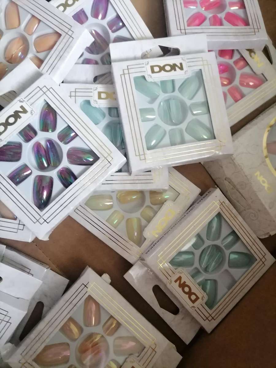 LOT OF OVER 50X DON NAIL ART , NAIL SETS*ONE BID FOR THE LOT*