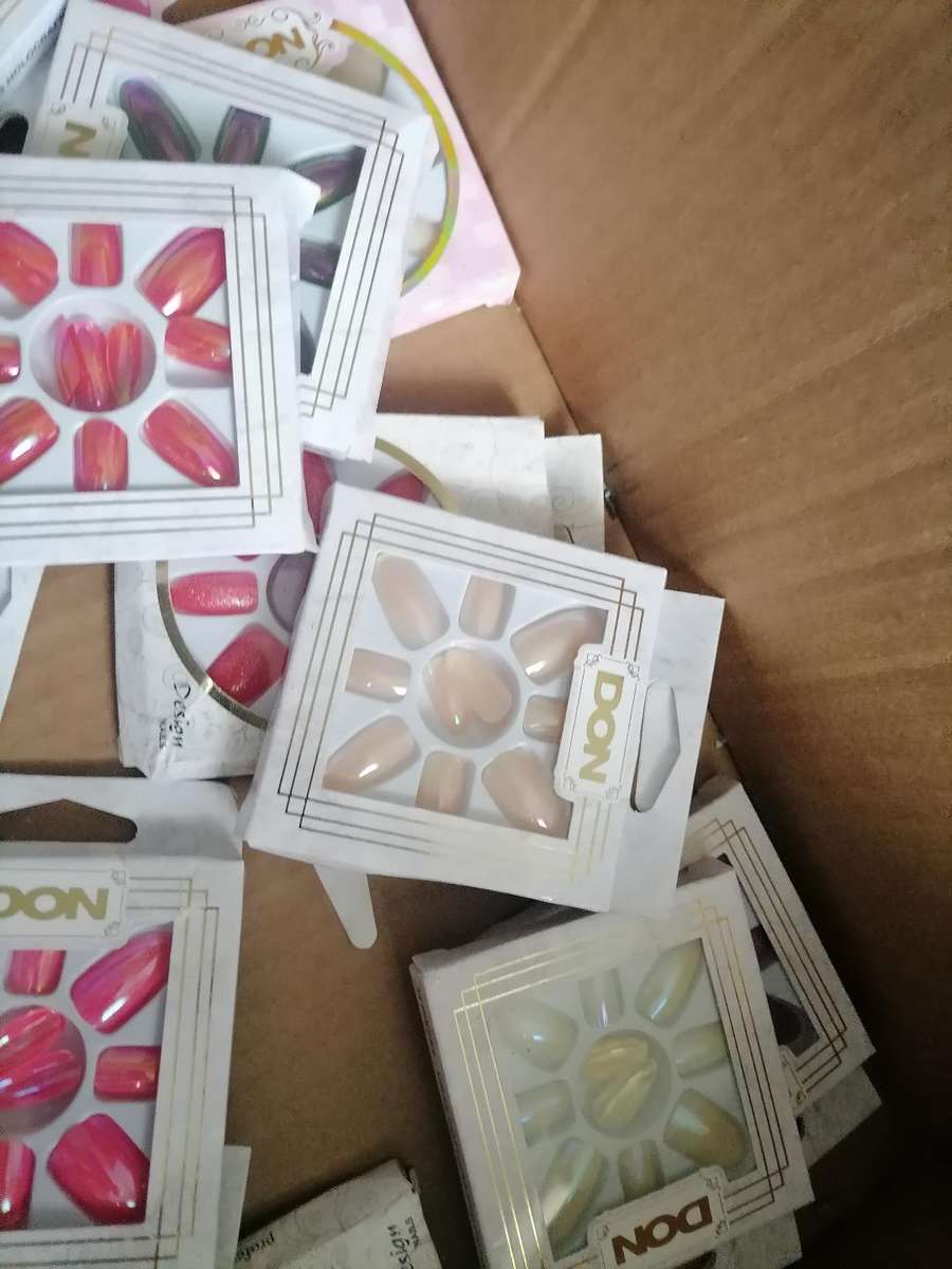 LOT OF OVER 50X DON NAIL ART , NAIL SETS*ONE BID FOR THE LOT*