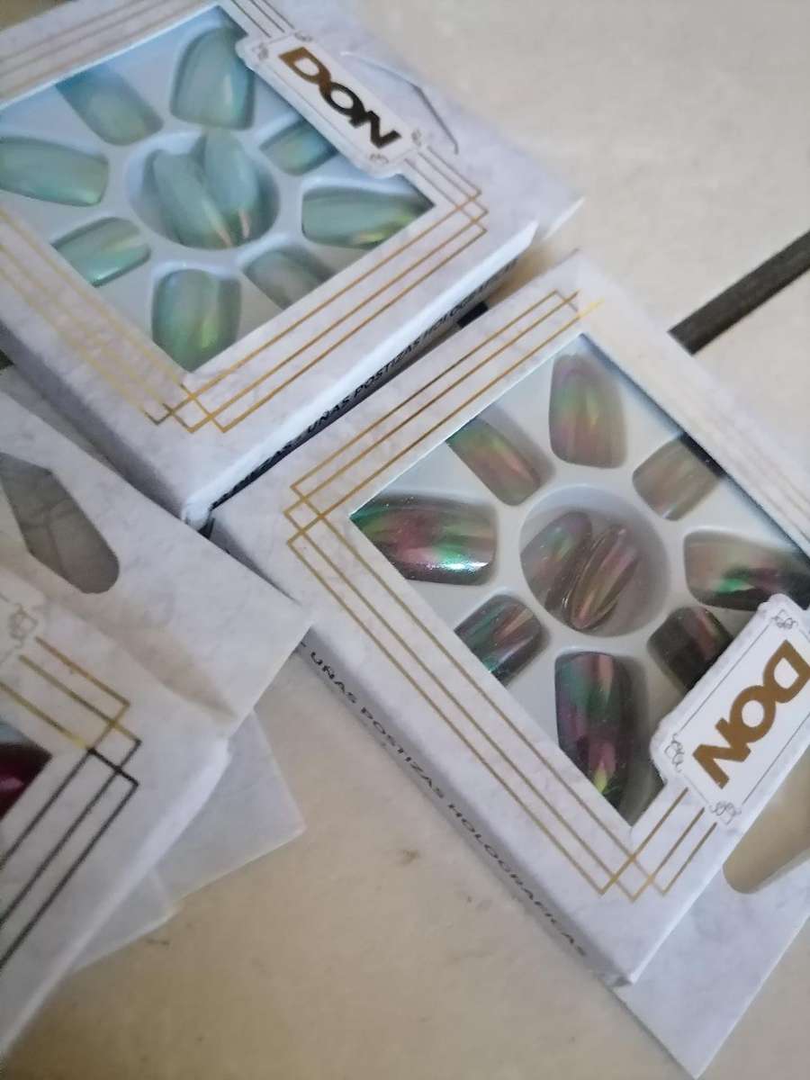 Lot of over 50x Don nail art nail sets - one bid for the lot