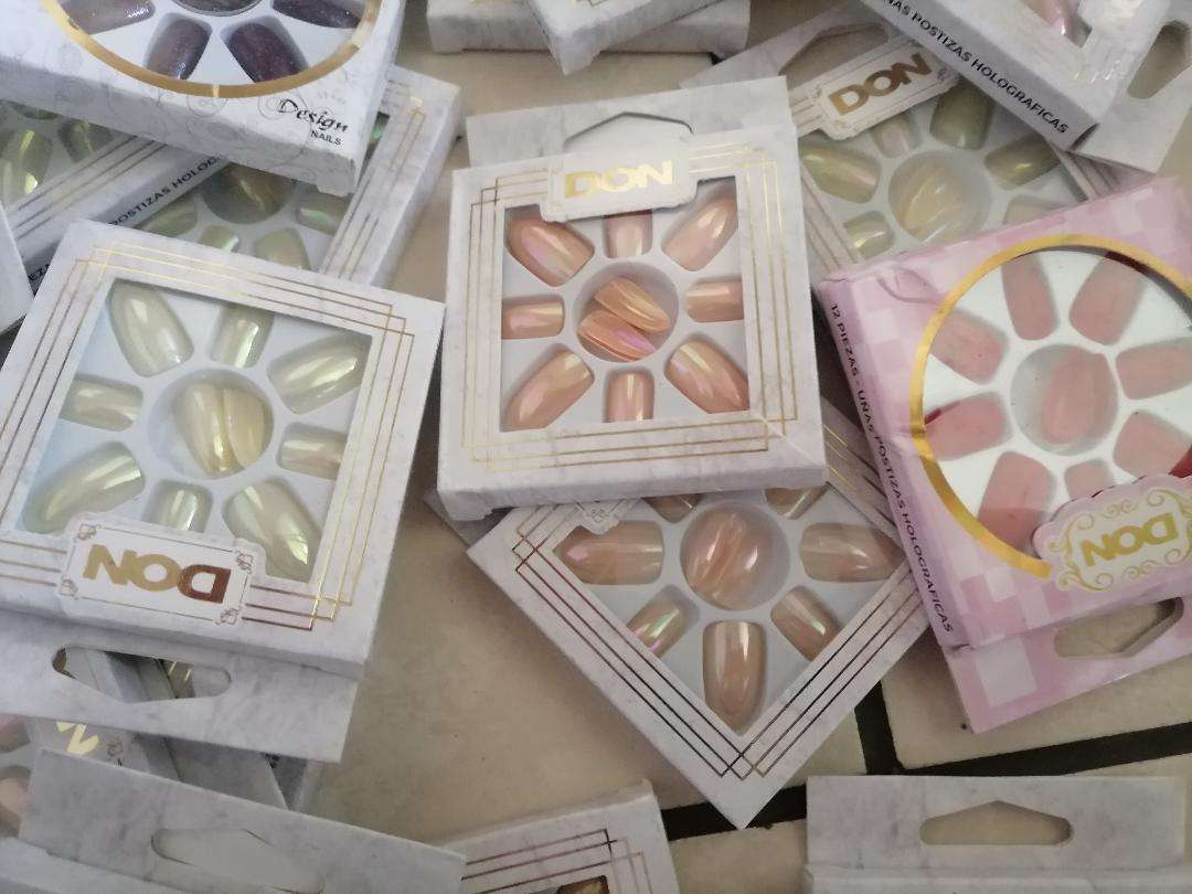 Lot of over 50x Don nail art nail sets - one bid for the lot