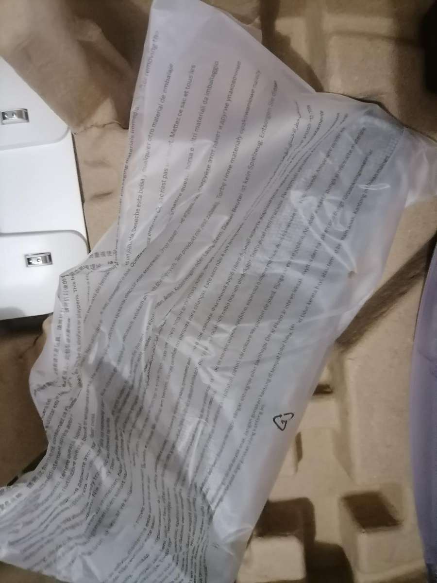 Xiaomi E10 Smart Robot Vac/Mop, Charging Station in Box