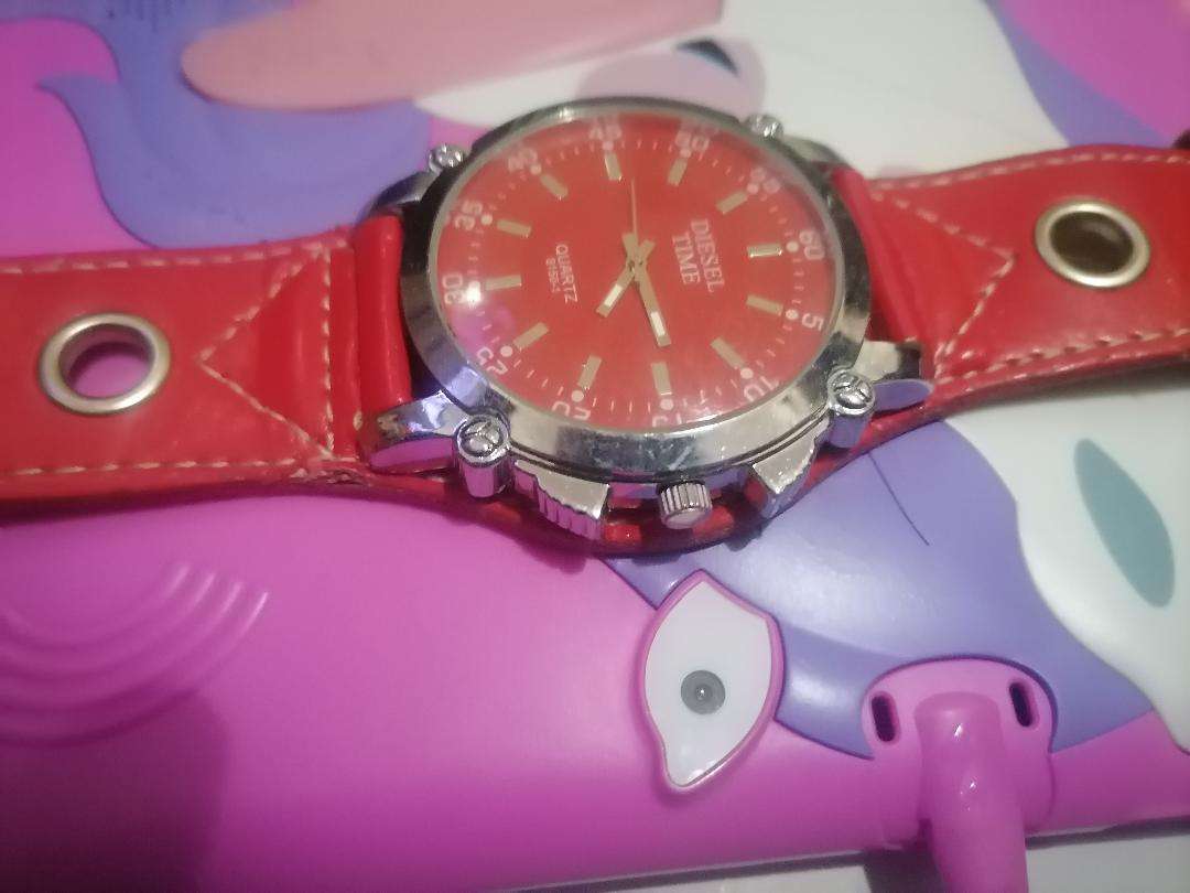 Lot of 2 Defective Items - Tablet and Watch - One Bid for Both