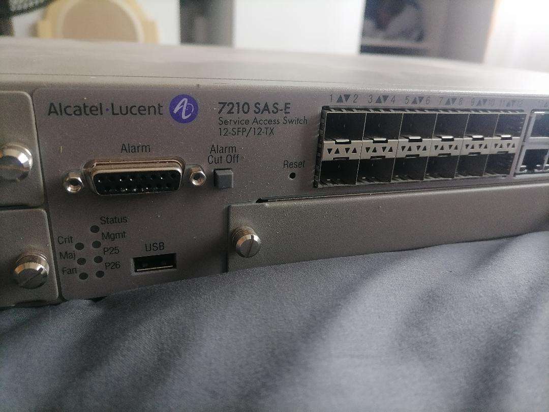Alcatel Lucent 7210 SAS-E Service Access Switch 12SFP/12-TX