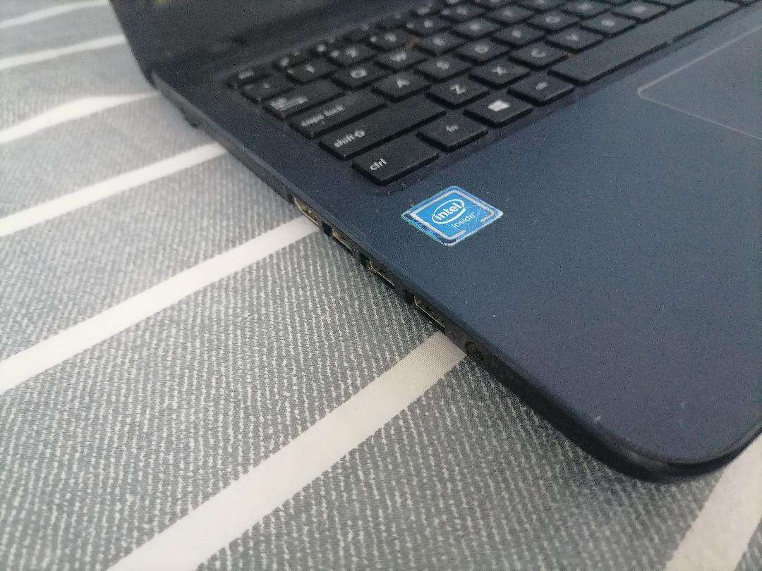 ASUS VIVOBOOK 15 LAPTOP.N3550, 4GB RAM , 320GB HDD,W10.BATTERY GOOD*CHARGER NOT INCL*