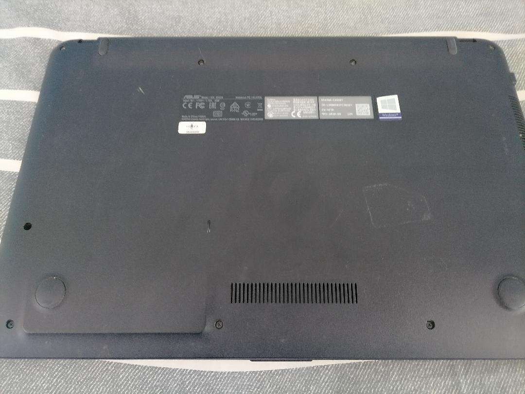 ASUS VIVOBOOK 15 LAPTOP.N3550, 4GB RAM , 320GB HDD,W10.BATTERY GOOD*CHARGER NOT INCL*