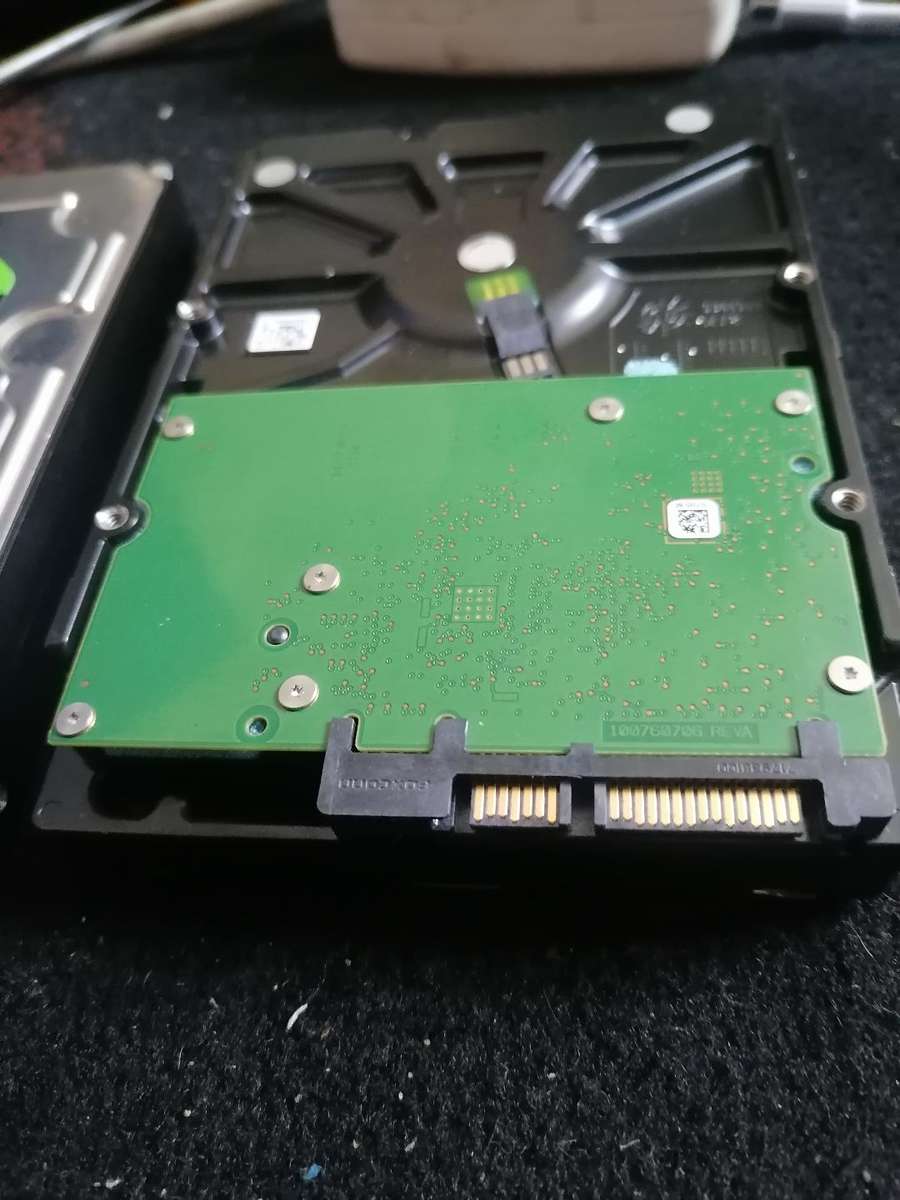 LOT OF 2 X 6TB SEAGATE IRONWOLF NAS HARD DRIVES*UNTESTED*ONE BID FOR BOTH**