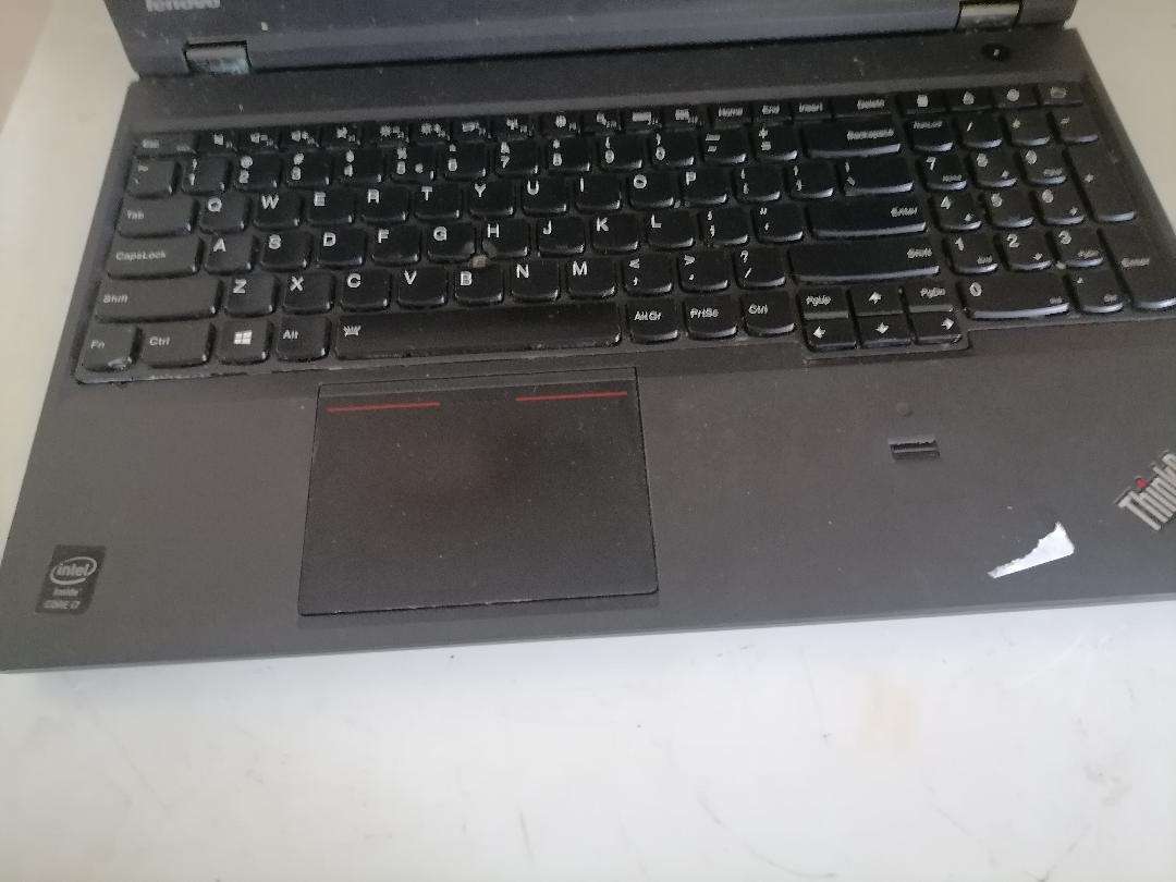 *i7 LENOVO THINKPAD T540P LAPTOP*POWERS ON AND OFF*SOLD AS IS**
