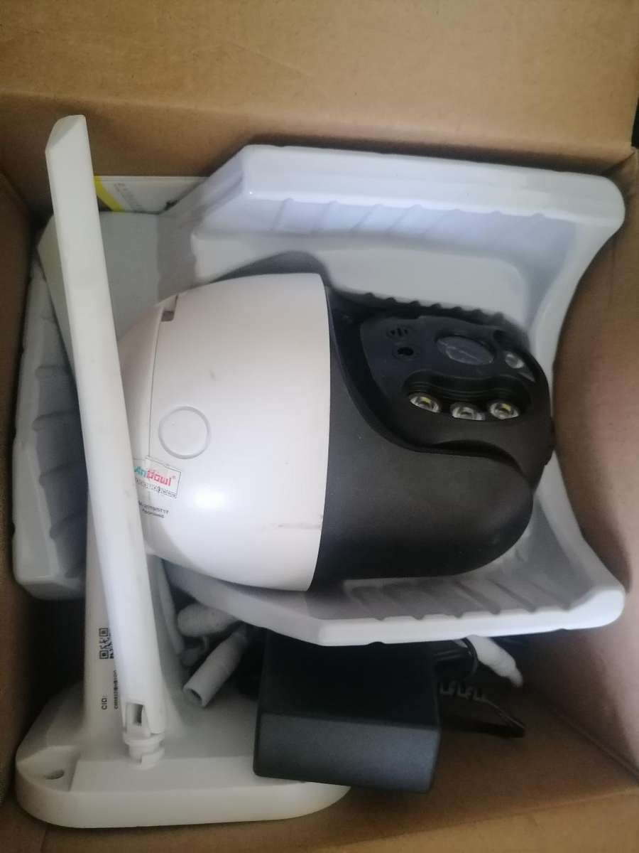 **YEAR END CLEARANCE SALE, ALL MUST GO*ANDOWL Q-S4 Wireless Wi-Fi Panoramic Smart & Security CamerA