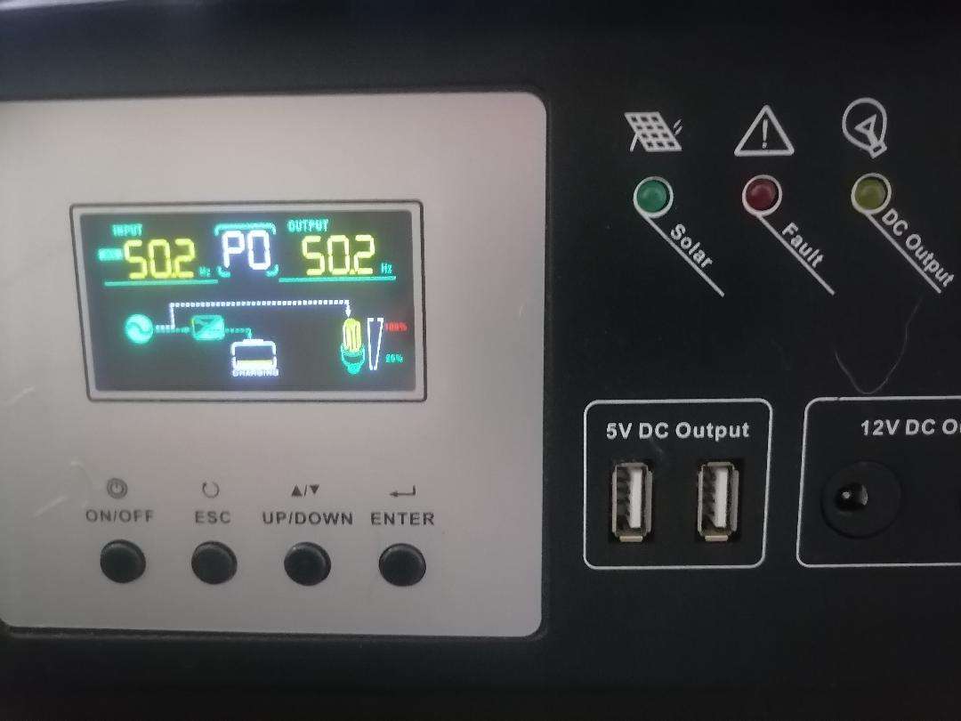 YEAR END CLEARANCE SALE, ALL MUST GO*FIVESTAR 1000W PWM Hybrid Inverter Portable Power System