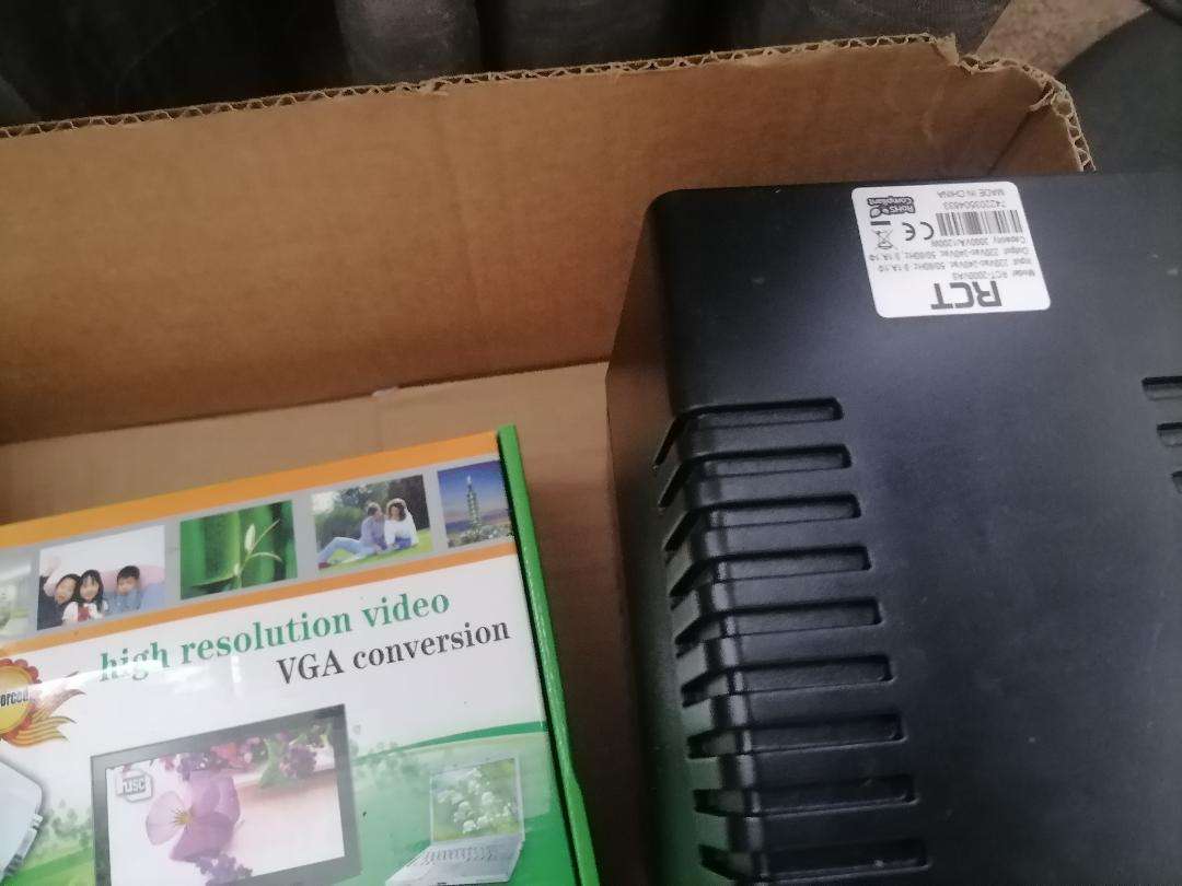 Lot of untested electronics - one bid for the lot