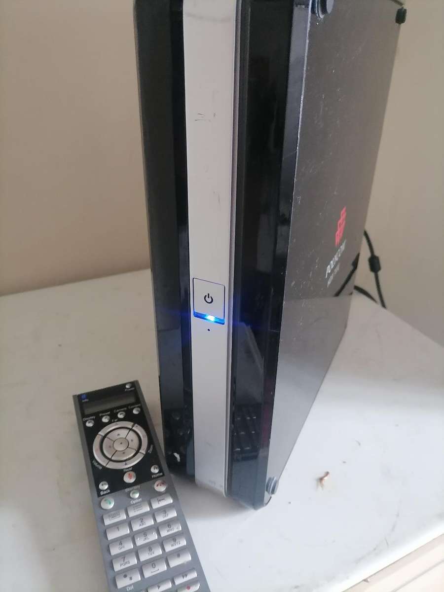 Polycom HDX 7000 Video Conference System with Remote