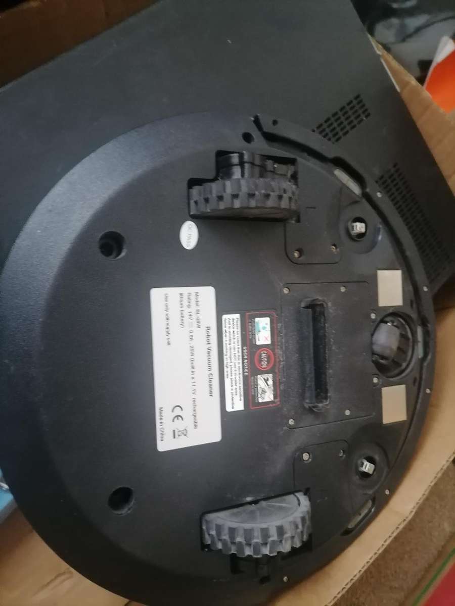 Bulk lot of electronics