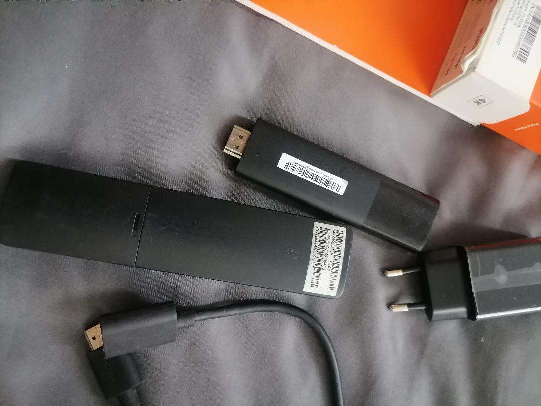 Defective Xiaomi 4K Mi TV Stick+Xiaomi outdoor wireless camera*one bid for both