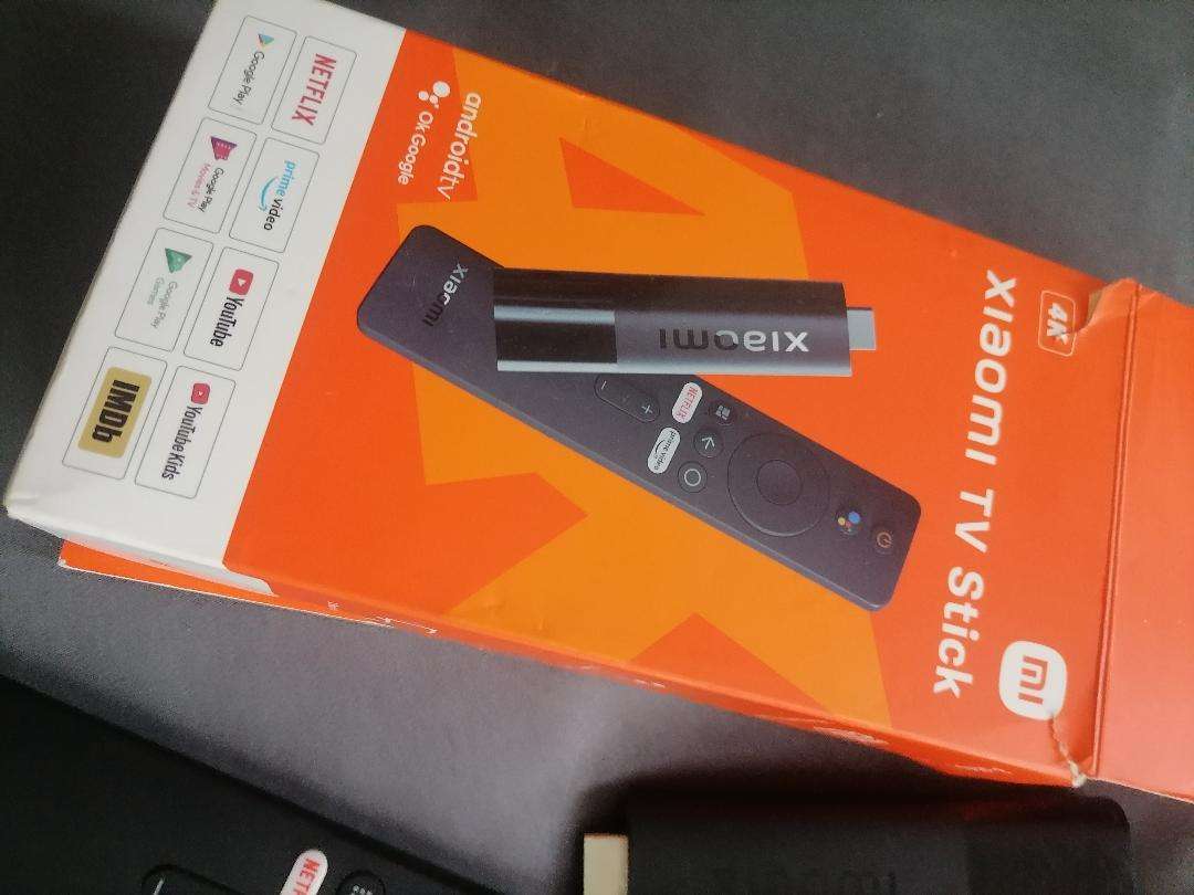 Defective Xiaomi 4K Mi TV Stick+Xiaomi outdoor wireless camera*one bid for both