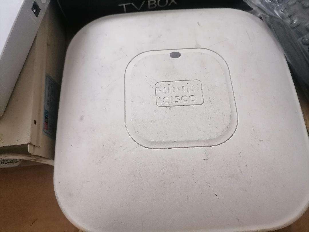 Bulk lot of electronics*one bid for the lot*