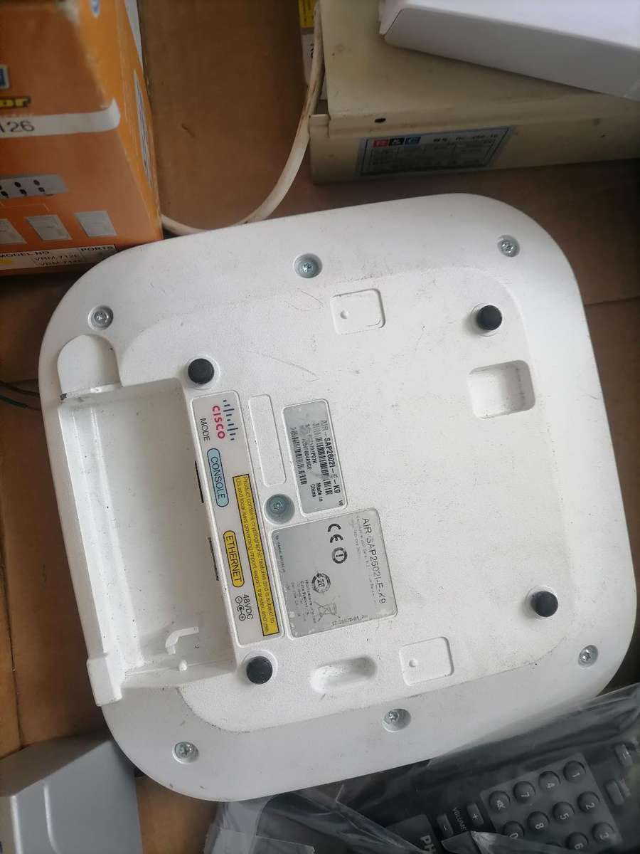 Bulk lot of electronics*one bid for the lot*