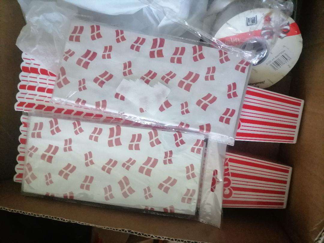 Bulk lot of party accessories,packaging etc*one bid for the lot*