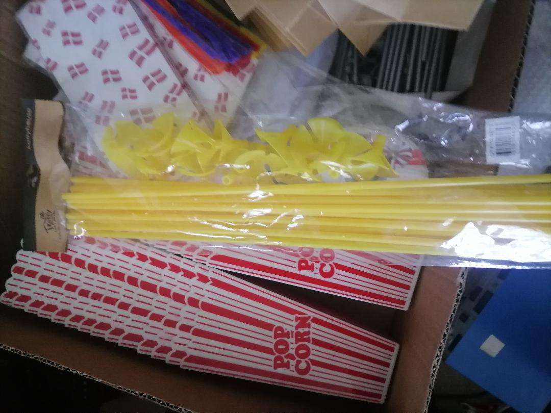 Bulk lot of party accessories,packaging etc*one bid for the lot*