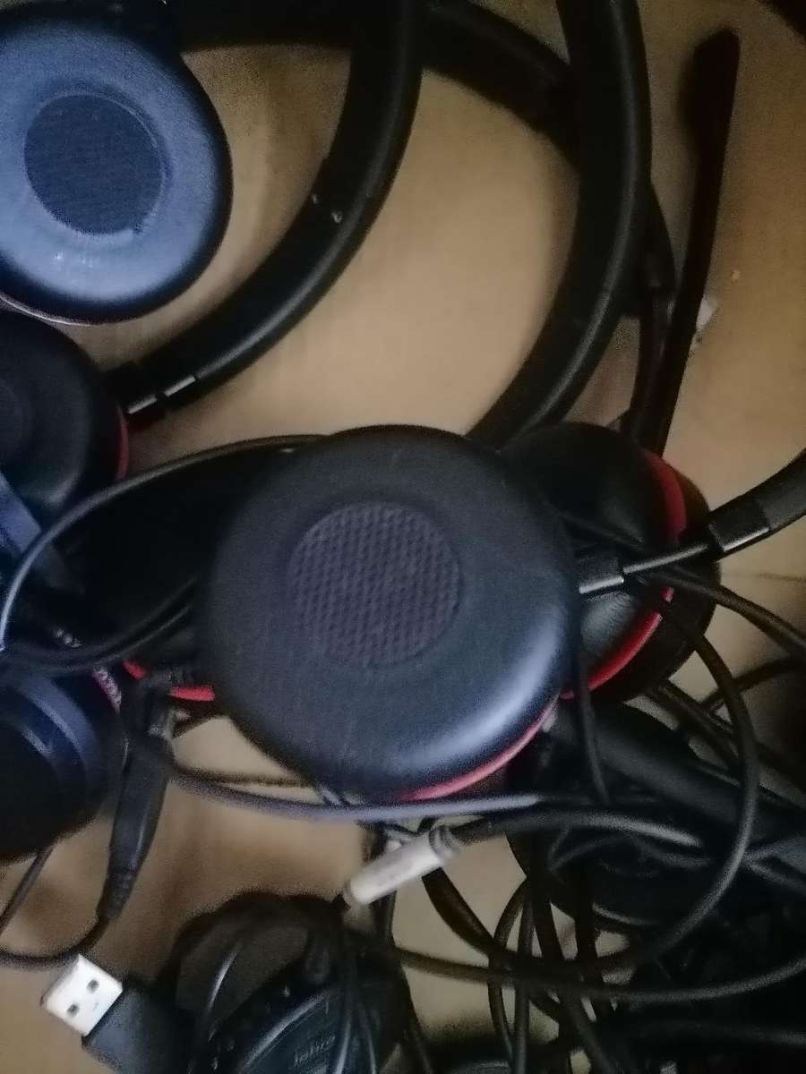 Bulk lot of 5 x defective Jabra Evolve 40 Headset with Mic+controller