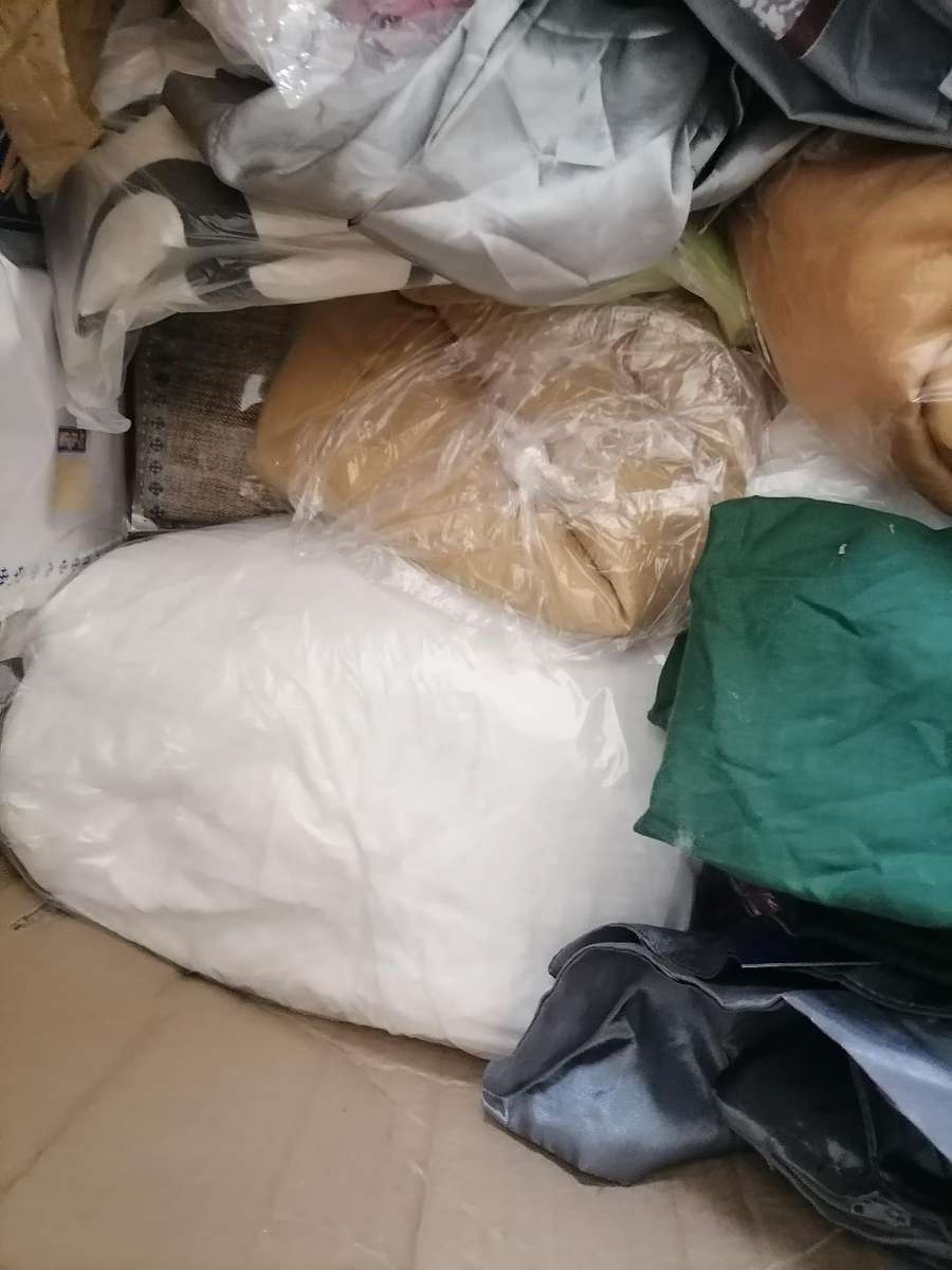 Bulk Lot of pillow cases, bed frills etc*one bid for the lot*