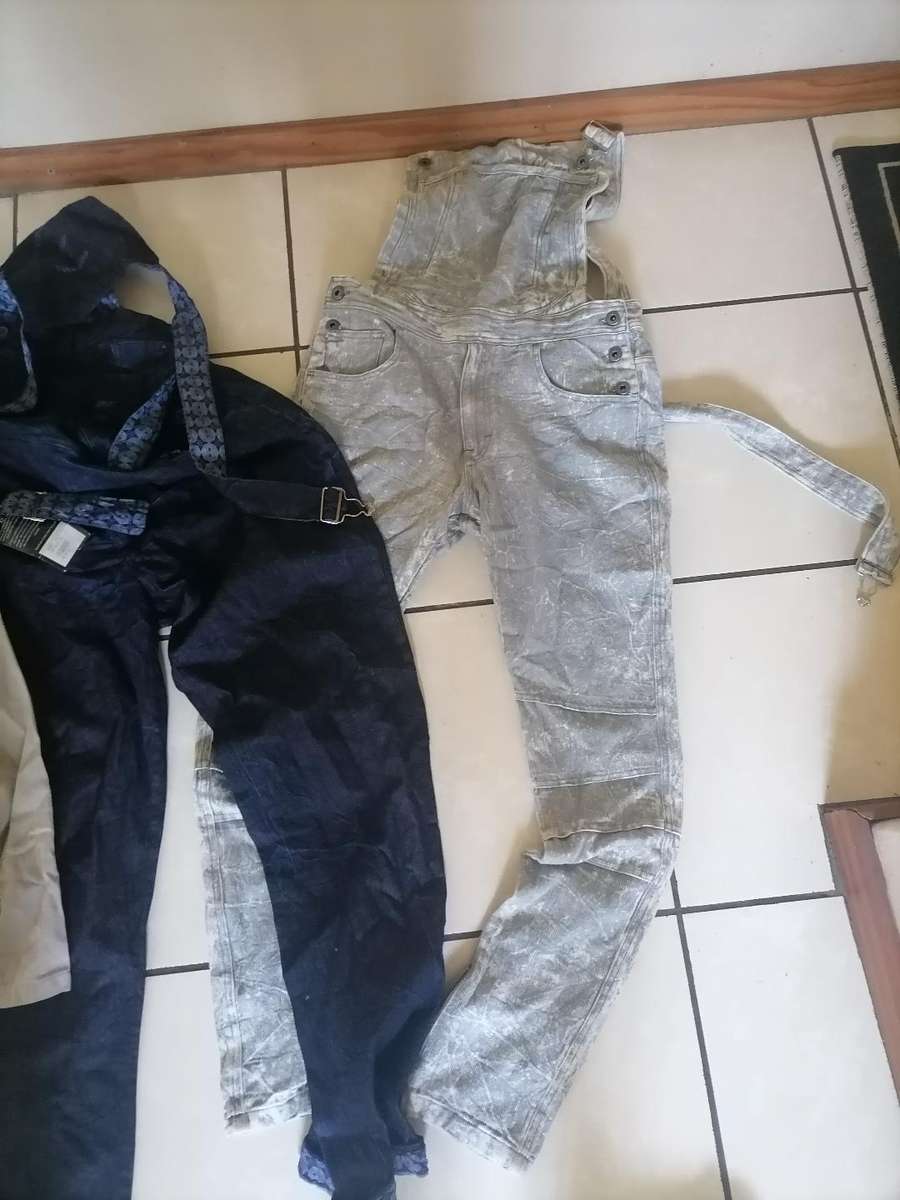 Bulk lot of clothing