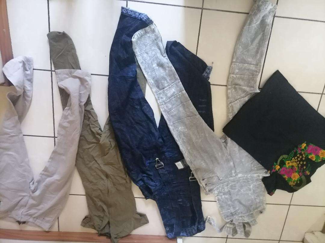 Bulk lot of clothing