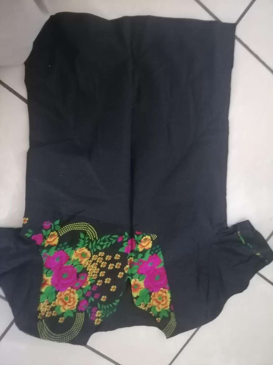 Bulk lot of clothing