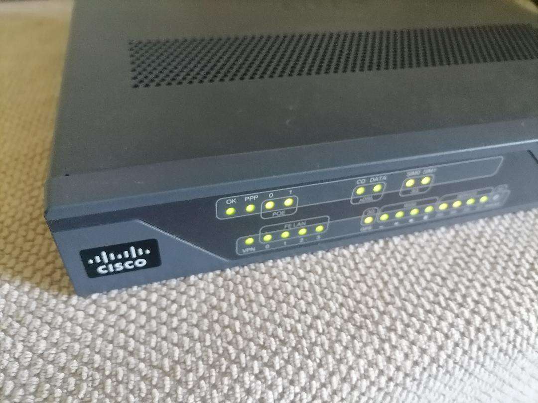Cisco 887VAG 3G Integrated Services Router