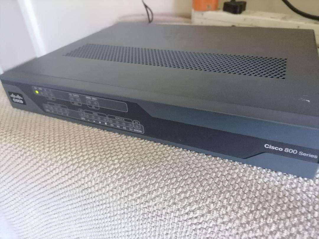 Cisco 887VAG 3G Integrated Services Router