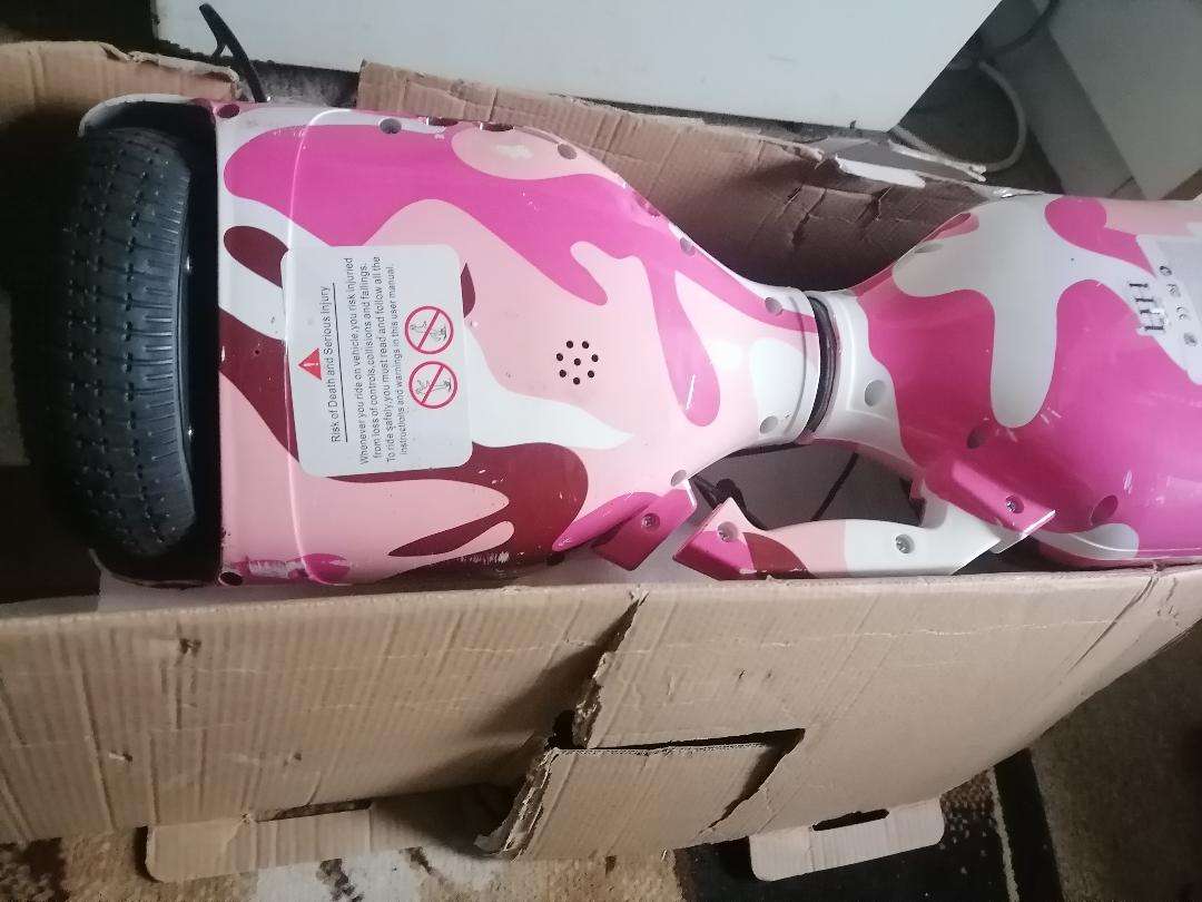 Defective Smart 6.5 Inch Balance Board with LED Lights and BT Speaker, Charger Included