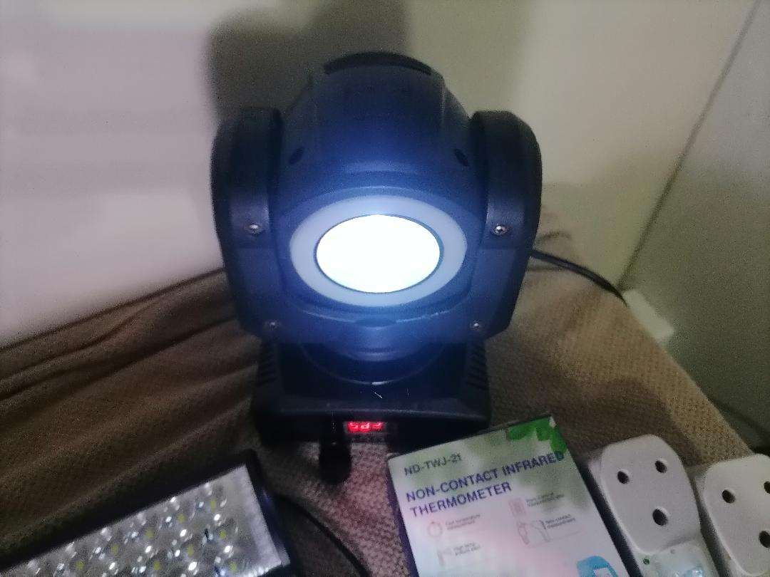 Bulk lot of electronics*one bid for the lot*