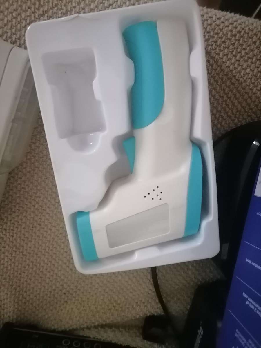 Bulk lot of electronics*one bid for the lot*