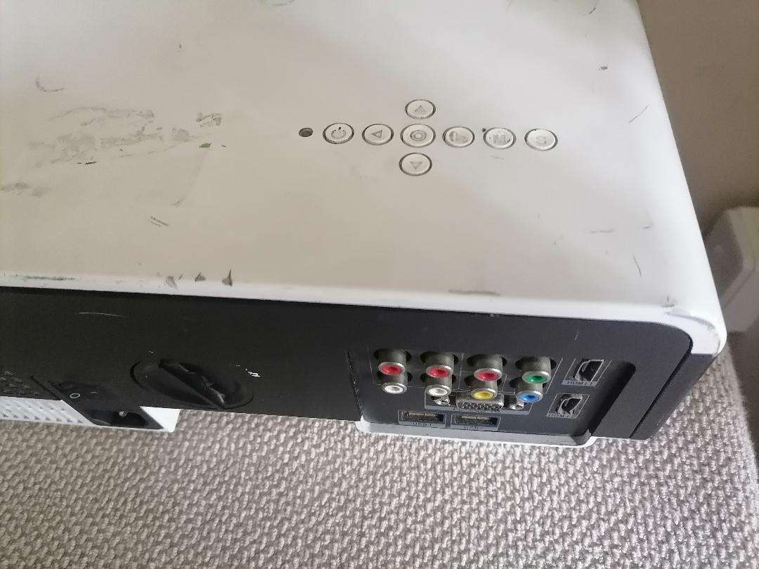 Defective Sinotec LED Projector SPJ-86C