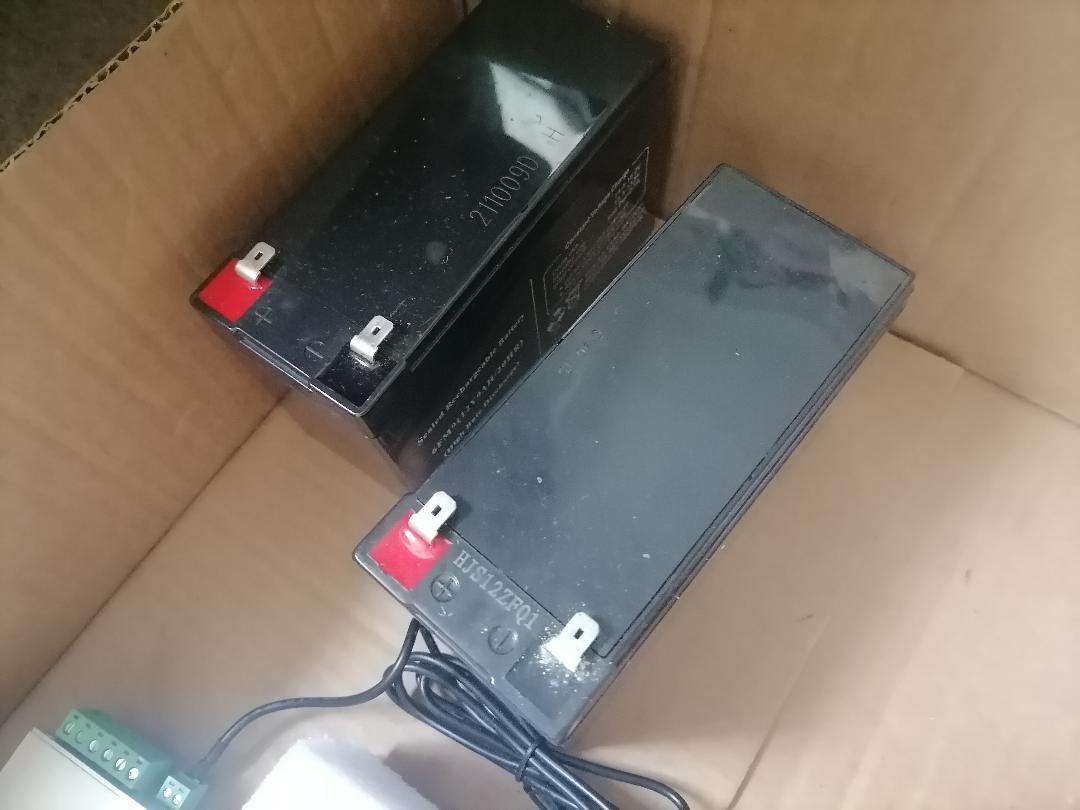 Electronics Lot: inverter,stepdown switches,led mist air purifier,kboard/mse,12v batteries etc