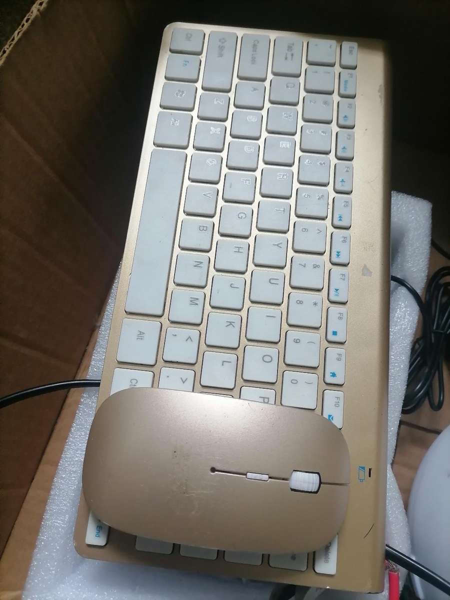 Electronics Lot: inverter,stepdown switches,led mist air purifier,kboard/mse,12v batteries etc