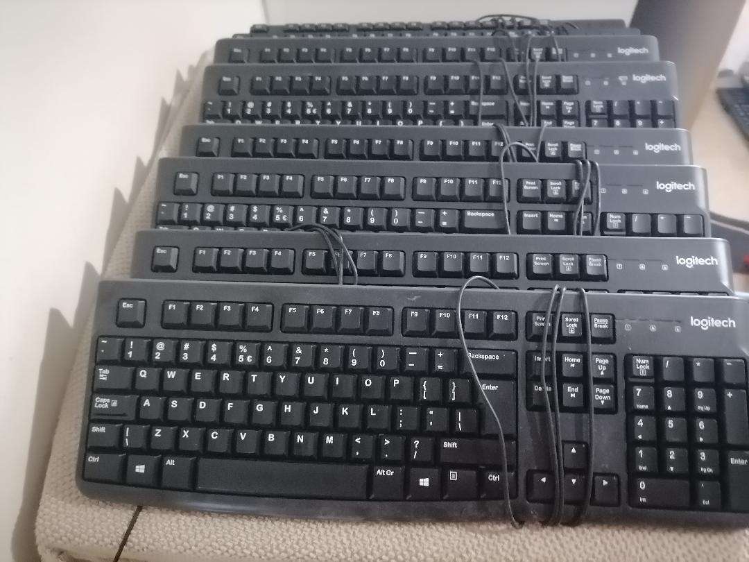 Lot of 8 x Logitech Keyboards