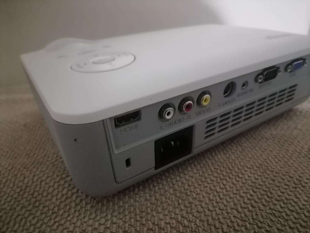 VIVITEK  D510HDMI 3D READY DLP PROJECTOR