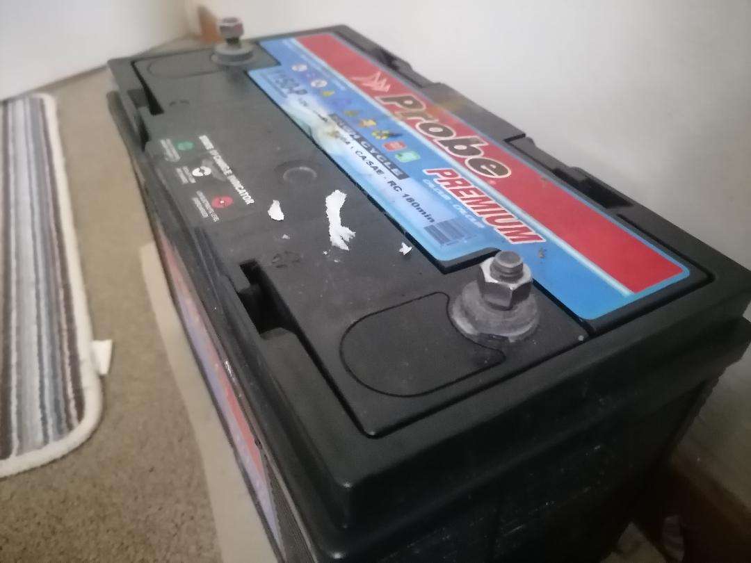 PROBE 1150P PREMIUM 100AH 12V BATTERY*SOLD AS IS*