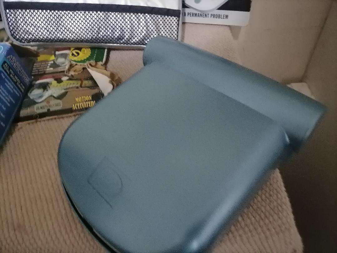 LOT OF UNTESTED ELECTRONICS