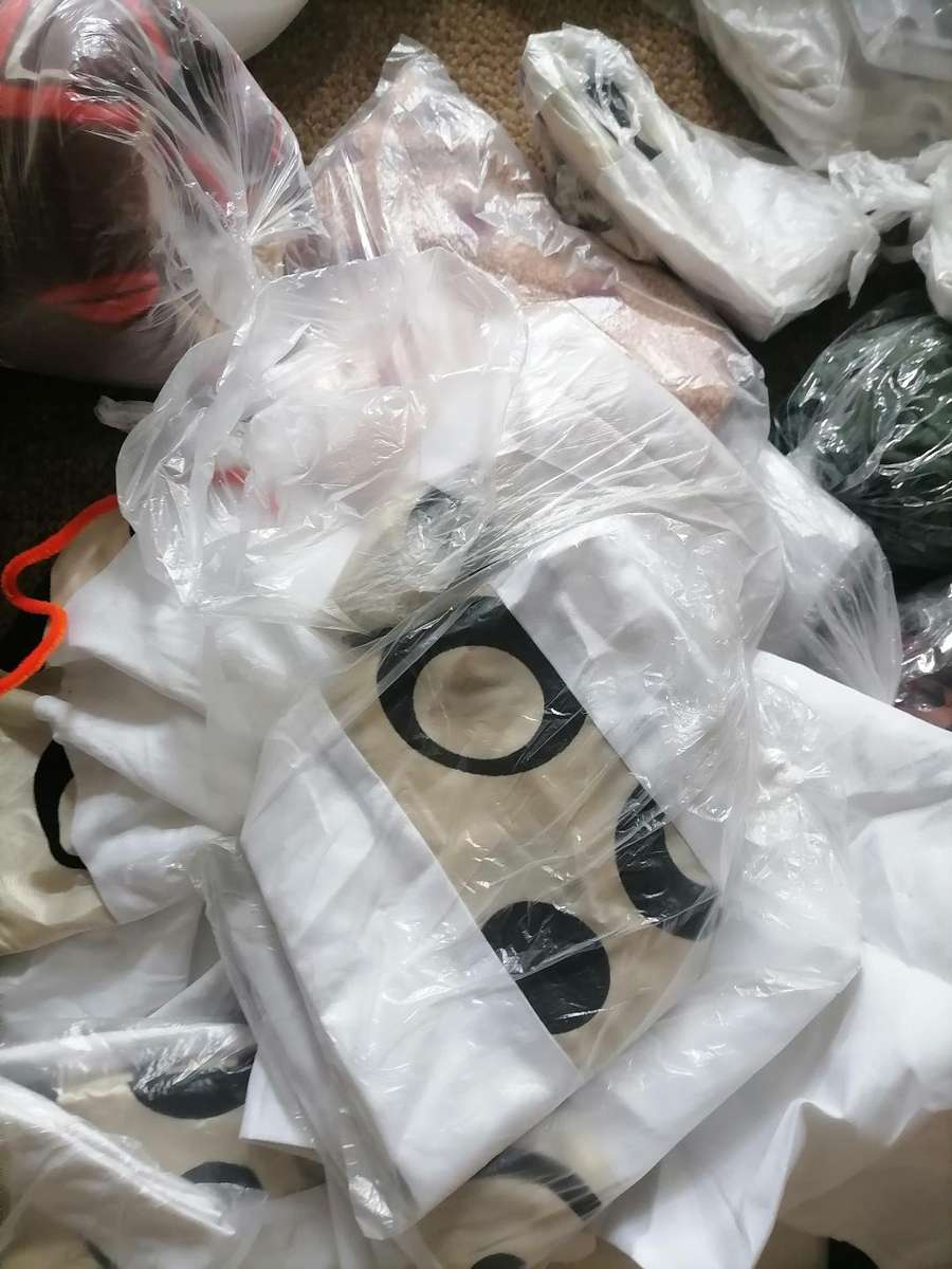 Bulk lot of pillow cases, curtains, etc. One bid for the lot.