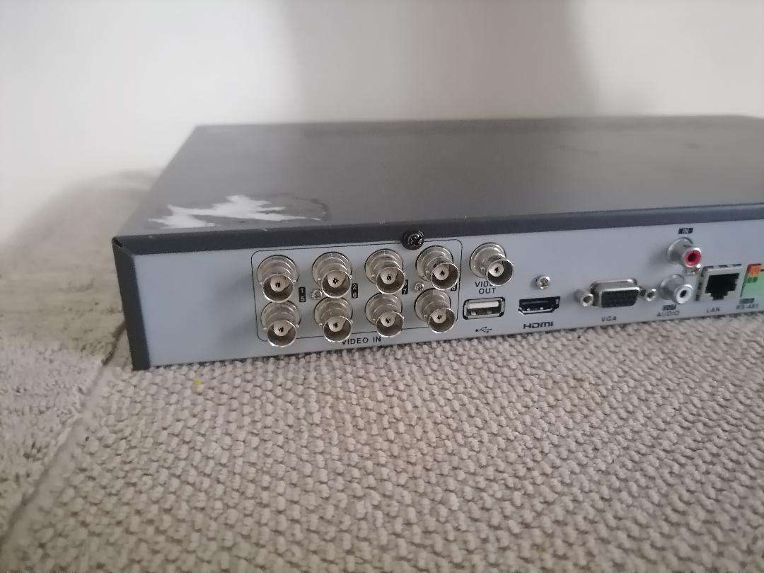 Hikvision DS-7208HWI-SH 8 channel economic WD1 DVR