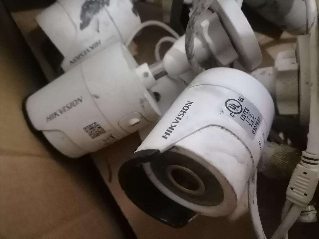 Lot of 13 CCTV CAMERAS