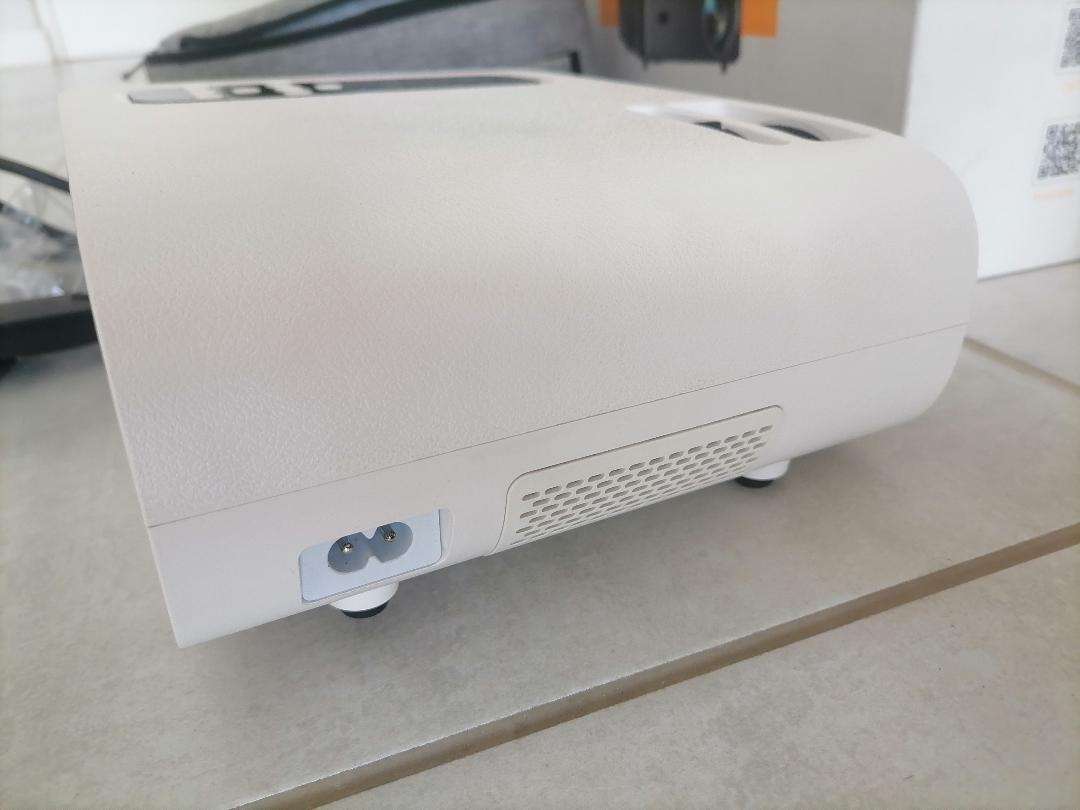 Defective YABER Bluetooth 5.0 Pro V8 1080P Native Projector with Wifi 6