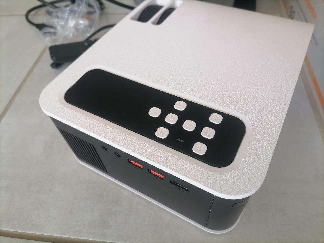 Defective YABER Bluetooth 5.0 Pro V8 1080P Native Projector with Wifi 6